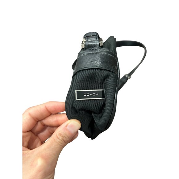 Coach Black Crossbody Bag Leather Adjustable Strap Zipper Compartments Y2K - Picture 4 of 13